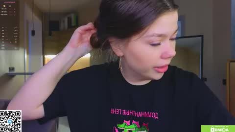 Sandy online show from March 17, 12:37 am