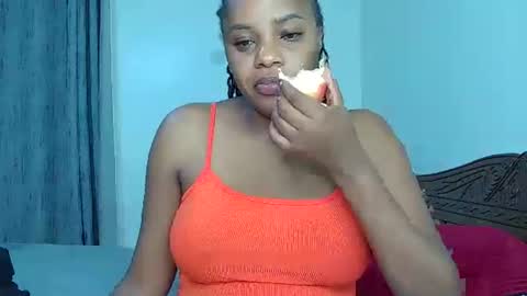 Snapshot of miss_candy7 chatting on January 12, 7:42 pm Candy online show from January 12, 7:42 pm