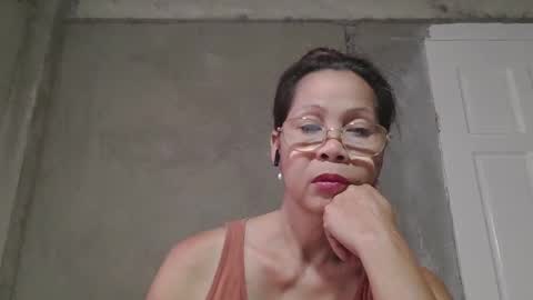miss_capricorn online show from June 13, 9:13 pm