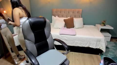 Cataleya online show from November 8, 11:21 am