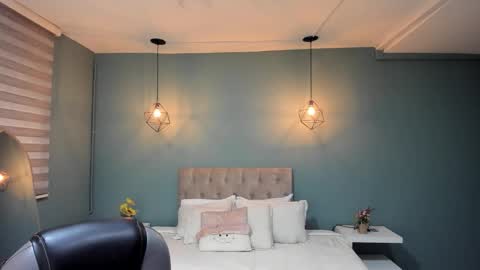 Cataleya online show from December 5, 11:41 am