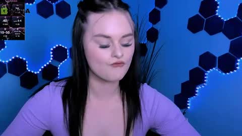 Snapshot of miss_courtney chatting on May 5, 8:55 am miss_courtney online show from May 5, 8:55 am