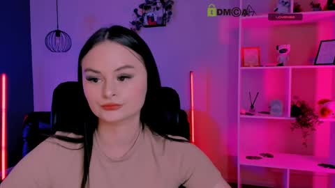 Snapshot of miss_courtney chatting on May 7, 8:42 am miss_courtney online show from May 7, 8:42 am