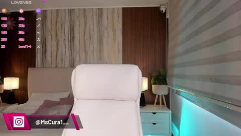 CANDELA CASTRO  online show from April 30, 12:44 pm