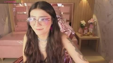 miss_devil_s online show from March 19, 3:10 am