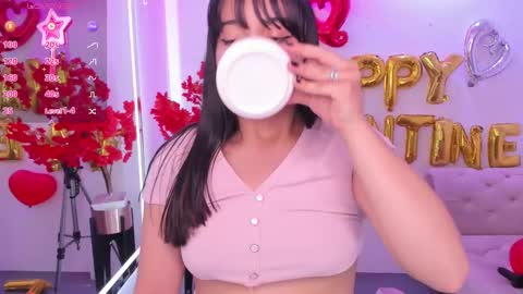 Melanie online show from February 18, 6:04 am