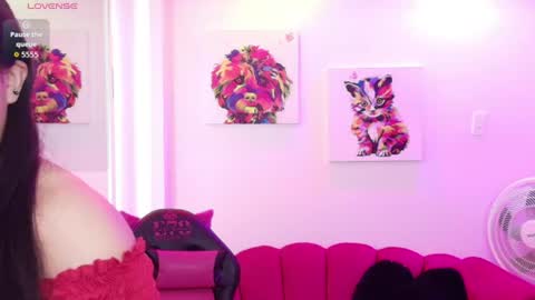 Snapshot of miss_dolly1 chatting on June 15, 12:29 pm Melanie online show from June 15, 12:29 pm
