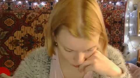 Snapshot of miss_elistia_ chatting on October 30, 1:12 pm Elis online show from October 30, 1:12 pm