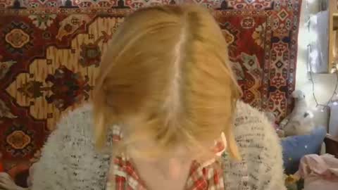 Snapshot of miss_elistia_ chatting on November 7, 9:53 am Elis online show from November 7, 9:53 am