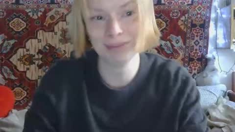 Elis online show from May 4, 10:55 am