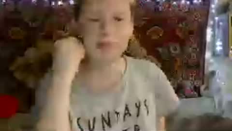 Elis online show from July 27, 11:28 am