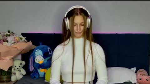 Emily online show from October 13, 5:57 pm