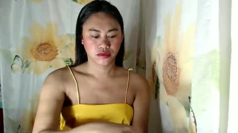 Snapshot of miss_eva2025 chatting on May 6, 10:20 am Eva online show from May 6, 10:20 am