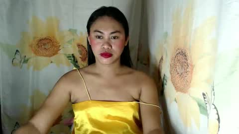 Snapshot of miss_eva2025 chatting on May 21, 4:03 pm Eva online show from May 21, 4:03 pm