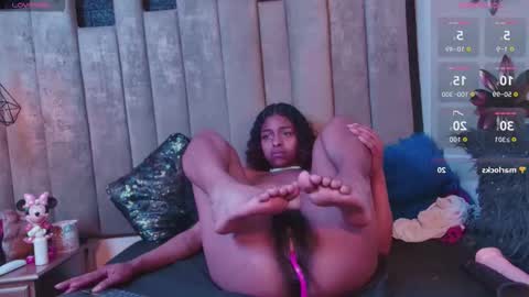 miss_evans_ online show from January 19, 2:43 pm