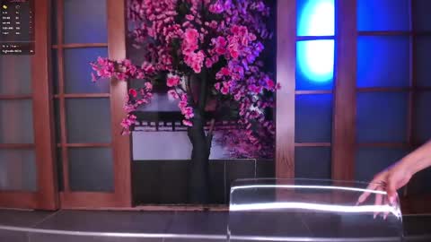 Evoleth online show from April 30, 6:36 pm