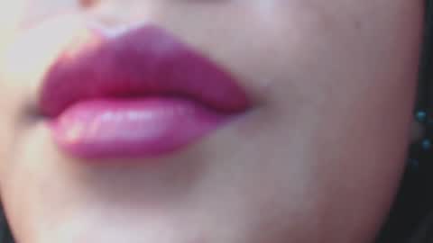 Miss Evoleth online show from December 6, 1:00 pm