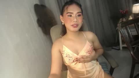 miss_fhakarat online show from February 1, 1:15 am