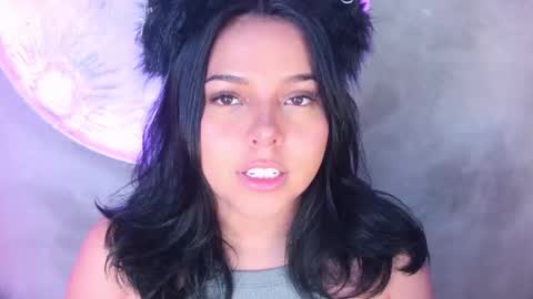 Snapshot of miss_galaxxia chatting on November 22, 10:42 pm Elisabeth IG galax xxia online show from November 22, 10:42 pm