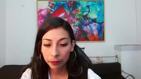 Snapshot of miss_honey08 chatting on November 8, 3:23 pm Miss Honey online show from November 8, 3:23 pm