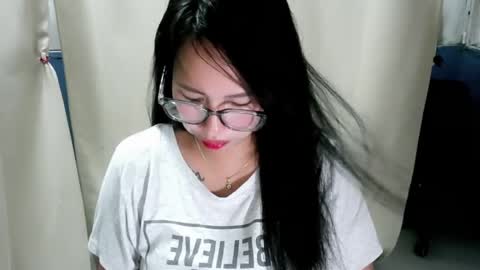 Snapshot of miss_honeyxxx chatting on June 16, 1:52 am miss_honeyxxx online show from June 16, 1:52 am