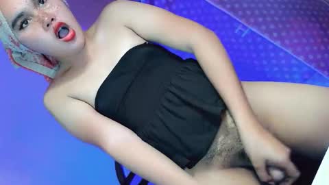 Snapshot of miss_horny139736 chatting on May 11, 7:03 am miss_horny139736 online show from May 11, 7:03 am
