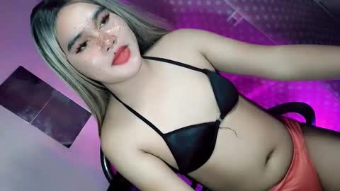 Snapshot of miss_horny139736 chatting on June 3, 8:03 pm miss_horny139736 online show from June 3, 8:03 pm