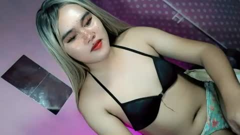 Snapshot of miss_horny139736 chatting on June 11, 7:01 pm miss_horny139736 online show from June 11, 7:01 pm