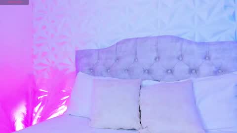 Snapshot of miss_ivy4 chatting on April 13, 11:32 pm Ivy online show from April 13, 11:32 pm