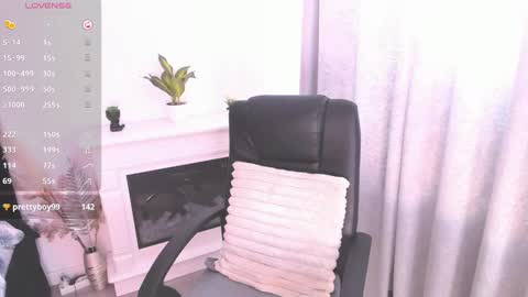 miss_jollie online show from January 27, 10:49 am