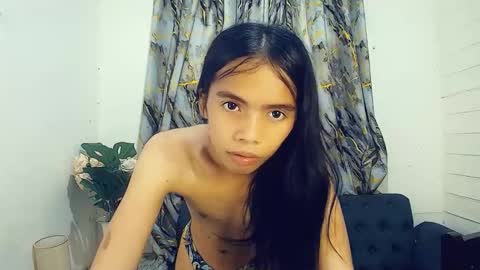 Snapshot of miss_juliex chatting on March 12, 7:36 am julie online show from March 12, 7:36 am