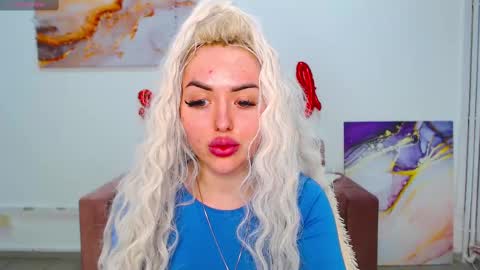 Snapshot of miss_kiten chatting on March 11, 12:28 pm miss_kiten online show from March 11, 12:28 pm