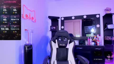 Miss Kittyn online show from January 26, 1:09 am