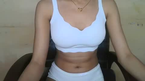 Snapshot of miss_kruti chatting on July 16, 4:07 am Kruti online show from July 16, 4:07 am