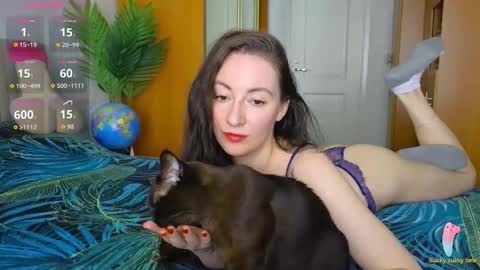 Laura online show from September 15, 11:21 am