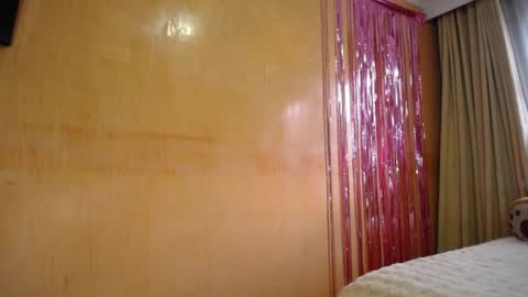 Snapshot of miss_lilieth chatting on July 25, 2:47 pm lilieth online show from July 25, 2:47 pm