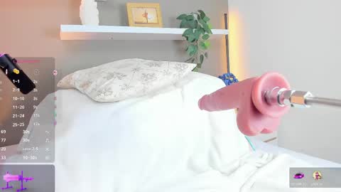 Snapshot of miss_lori_ chatting on May 9, 2:00 pm miss_lori_ online show from May 9, 2:00 pm
