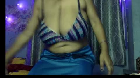 Snapshot of miss_mahi69 chatting on May 9, 2:55 pm Mahi online show from May 9, 2:55 pm
