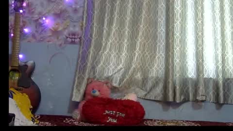 Snapshot of miss_mahi69 chatting on May 19, 6:53 am Mahi online show from May 19, 6:53 am