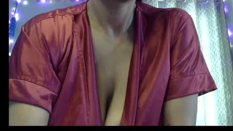 Snapshot of miss_mahi69 chatting on May 30, 4:42 am Mahi online show from May 30, 4:42 am