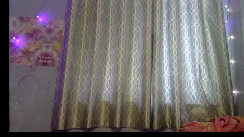 Snapshot of miss_mahi69 chatting on June 14, 2:57 am Mahi online show from June 14, 2:57 am