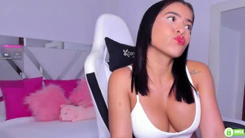   online show from February 10, 10:31 am