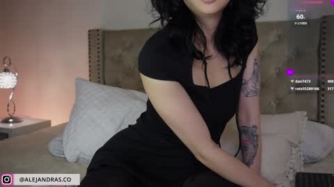 Snapshot of miss_meii chatting on January 27, 5:47 am Alejandra online show from January 27, 5:47 am