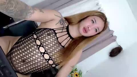 Snapshot of miss_mitchxx chatting on May 26, 7:26 am miss_mitchxx online show from May 26, 7:26 am