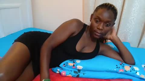 Snapshot of miss_monroee chatting on May 4, 11:45 pm monroe online show from May 4, 11:45 pm