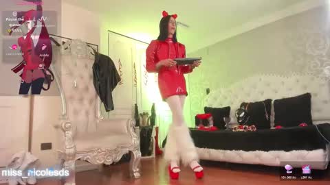Miss Nicole online show from May 25, 12:55 pm