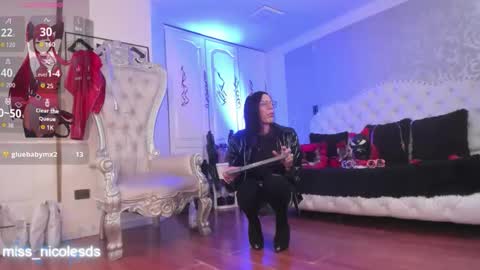 Miss Nicole online show from May 29, 1:31 pm