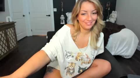 Miss nina online show from July 30, 7:57 pm