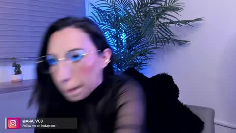 Ana Vidal online show from May 1, 8:35 pm