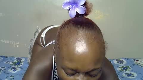 miss_pretty1 online show from January 9, 6:42 pm